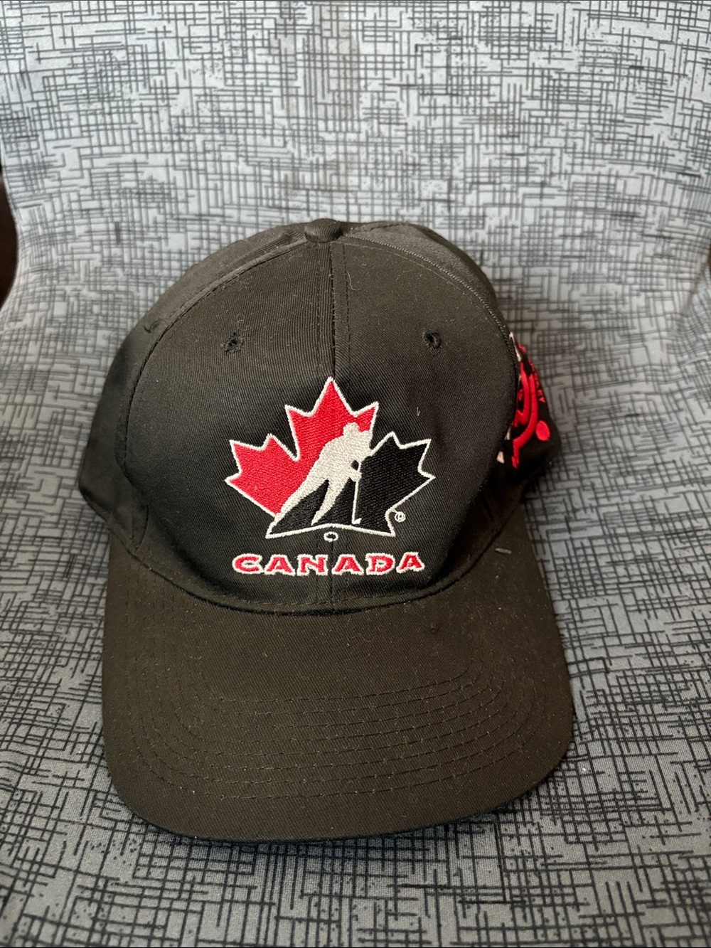 VTG Team Canada Hockey Logo Black Starter Snapback Hat Rare